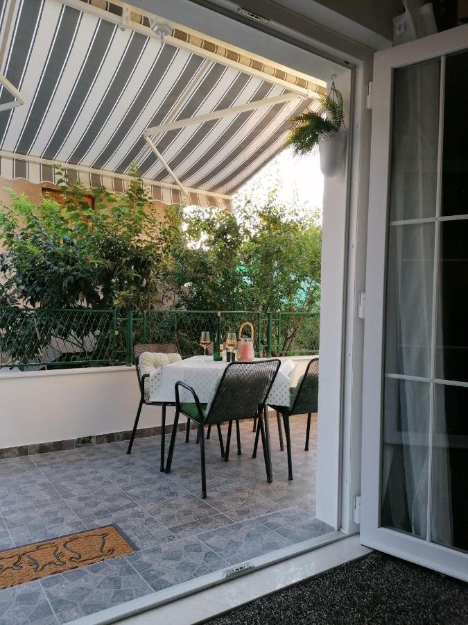 Apartman Luna Sibenik Bagian luar foto